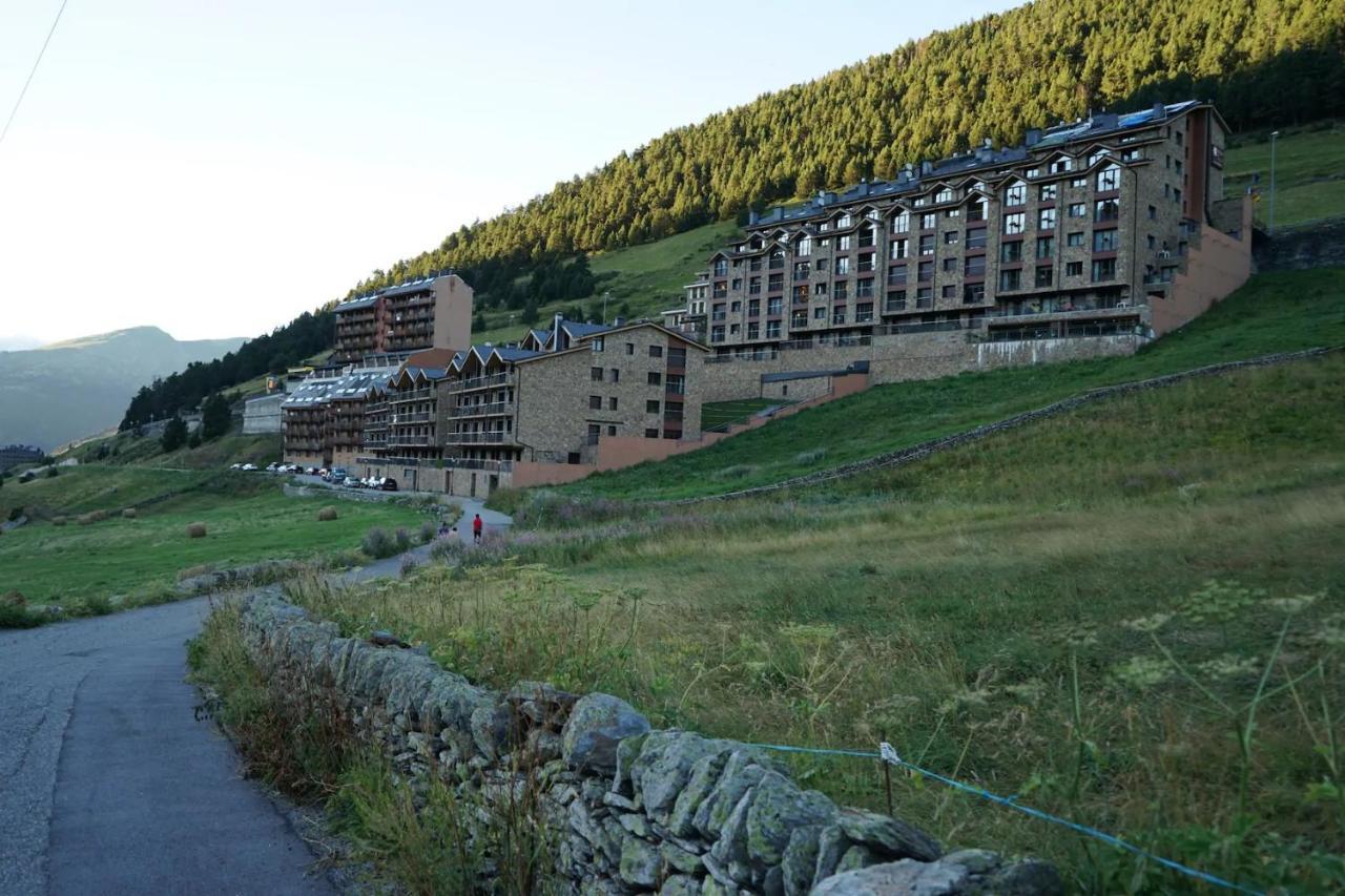 Apartamento cerca de Pistas Apartment Bordes d'Envalira Bagian luar foto